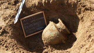 Αποκαλύφθηκαν οκτώ τάφοι προϊστορικών χρόνων σε οικόπεδο στην Ηλεία