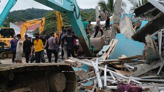 Ινδονησία: Τουλάχιστον 26 νεκροί μετά τα 6,2 Ρίχτερ - Κατέρρευσε νοσοκομείο