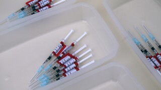 Νέα έρευνα: Το εμβόλιο της Pfizer φαίνεται αποτελεσματικό κατά του νέου στελέχους του κορωνοϊού