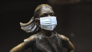 Προστατεύουν οι υφασμάτινες μάσκες απέναντι στις μεταλλάξεις; Η συζήτηση ξεκίνησε