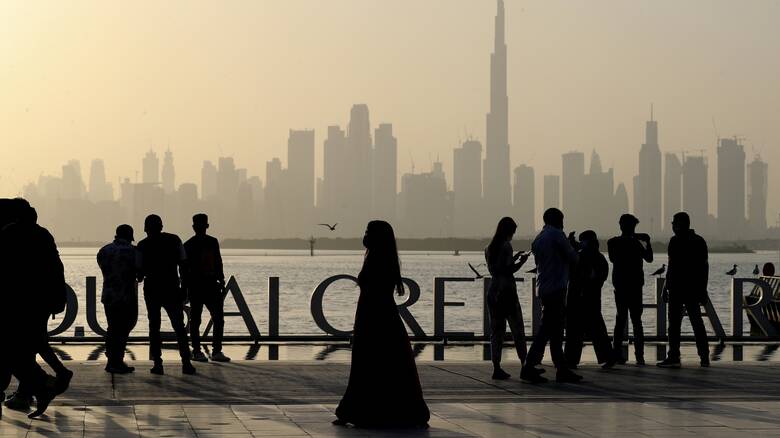 Πώς το Ντουμπάι άνοιξε τον τουρισμό του εν μέσω πανδημίας και τώρα πληρώνει το τίμημα