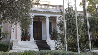 Έκτακτη σύσκεψη στο Μαξίμου για τον κορωνοϊό υπό τον Μητσοτάκη