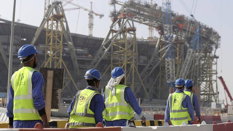 Αποκάλυψη: 6.500 μετανάστες εργάτες έχουν πεθάνει στο Κατάρ ενόψει Παγκοσμίου Κυπέλλου