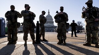 Εθνοφρουρά στο Καπιτώλιο για δύο μήνες ακόμη εξετάζει το αμερικανικό Πεντάγωνο