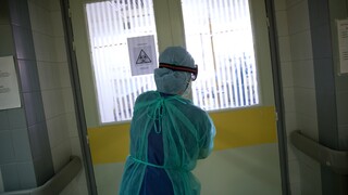 Κορωνοϊός - Γιαννάκος: «Συνθήκες πολέμου» στα νοσοκομεία της Αττικής λόγω κρουσμάτων