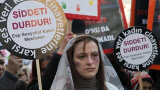 Η Τουρκία εγκαταλείπει τη Σύμβαση για την καταπολέμηση της βίας κατά των γυναικών