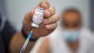 Κορωνοϊός: Αυξάνεται ο ρυθμός εμβολιασμού αλλά η παγκόσμια συλλογική ανοσία θα αργήσει
