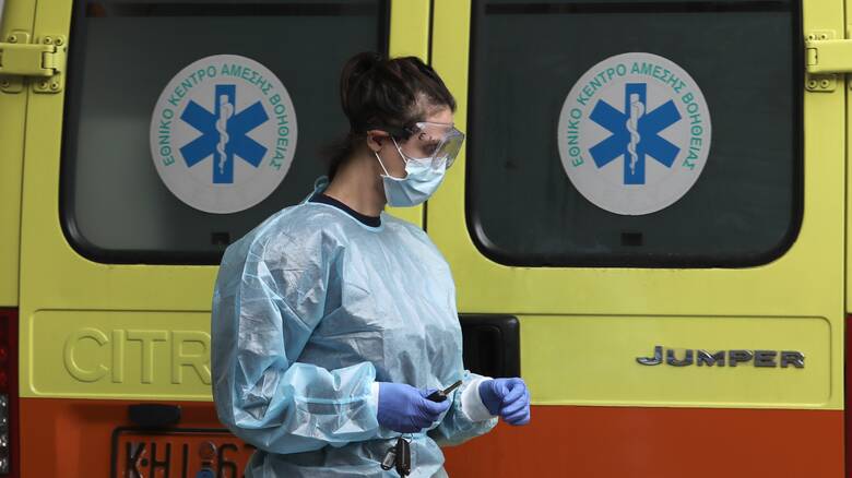 Κορωνοϊός: Υπό έρευνα ο θάνατος 60χρονης μετά τον εμβολιασμό της στο Ίλιον