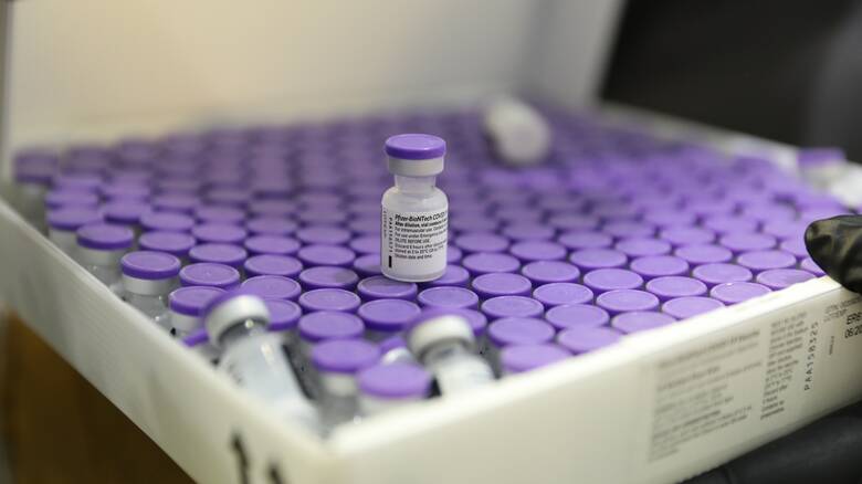 Pfizer: Το εμβόλιό μας κατά της Covid-19 είναι ασφαλές και για παιδιά 12 έως 15 ετών