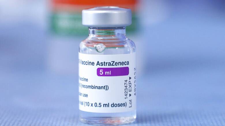 Εμβολιασμός - Γερμανία: Πρώτη δόση με AstraZeneca και δεύτερη με Pfizer;
