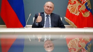 Ρωσία: «Ισόβιος πρόεδρος» ο Πούτιν - Στην εξουσία έως το... 2036