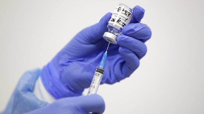 Εμβόλιο AstraZeneca: Αναστέλλει τις κλινικές δοκιμές σε παιδιά το Πανεπιστήμιο της Οξφόρδης