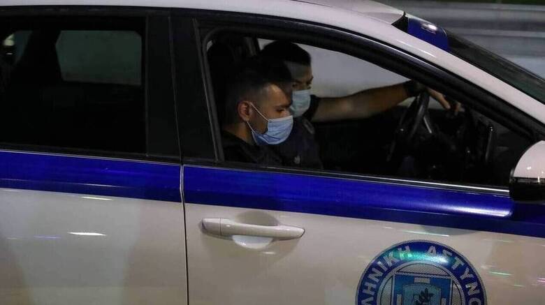Επιχείρηση - «σκούπα» της ΕΛ.ΑΣ. στο κέντρο της Αθήνας: 10 συλλήψεις για διακίνηση ναρκωτικών