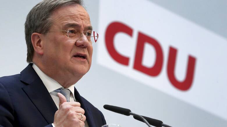 Γερμανία: Το Προεδρείο του CDU στηρίζει τον Άρμιν Λάσετ στη «μάχη» για το χρίσμα