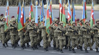 «Φωτιά» στις σχέσεις Αρμενίας-Αζερμπαϊτζάν βάζει μουσείο με κράνη νεκρών στρατιωτών