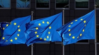 Η ΕΕ θα συγκεντρώσει έως και 800 δισ. ευρώ για τη χρηματοδότηση της ανάκαμψης