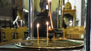 Πάσχα: Ο «ιερός συμβιβασμός» και το σενάριο για Ανάσταση πριν τα μεσάνυχτα