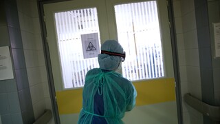 Κορωνοϊός - Παγώνη: Ένας στους δύο νοσηλευόμενους είναι νέος και δεν έχει εμβολιαστεί