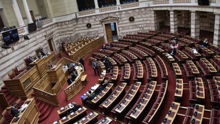 Υπόθεση Λιγνάδη: Στη Βουλή οι συμβάσεις εργασίας του αδελφού του με το Εθνικό Θέατρο