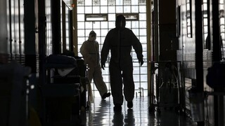 Κορωνοϊός - Πανελλήνιος Ιατρικός Σύλλογος: Αντίθετος στην παράταση της επιστράτευσης γιατρών