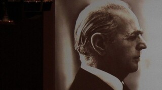 H ΝΔ για τα 23 χρόνια από τον θάνατο του Κωνσταντίνου Καραμανλή: «Σημάδεψε τον 20ο αιώνα»