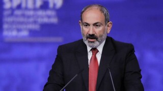 Παραιτείται ο πρωθυπουργός της Αρμενίας ενόψει των εκλογών