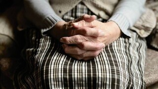 Γηροκομείο στα Χανιά: Μαρτυρίες σοκ για κακοποίηση ηλικιωμένων και ύποπτες μεταβιβάσεις ακινήτων