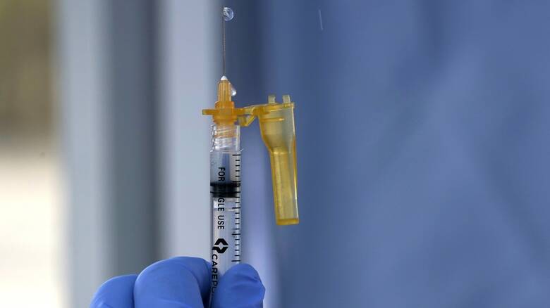 Κορωνοϊός: «Πρεμιέρα» σήμερα για την πλατφόρμα εμβολιασμού στους 30-39 ετών