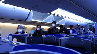 Κορωνοϊός: Πώς θα προστατευτούμε σε ταξίδι με αεροπλάνο