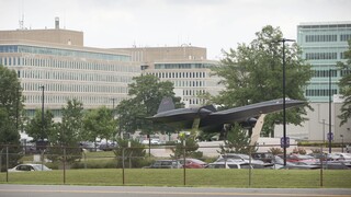 Συναγερμός στις ΗΠΑ: Ένοπλος επιχείρησε να εισβάλει στην έδρα της CIA