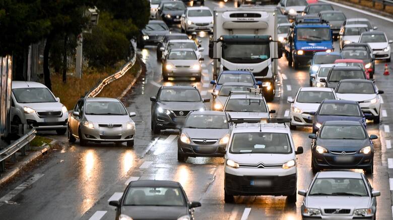 Αυξημένη κατά 89% η κυκλοφορία οχημάτων στους δρόμους τη Μεγάλη Εβδομάδα