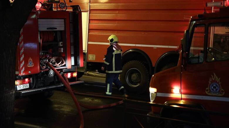Μεσολόγγι: Στις φλόγες τυλίχθηκαν τρία σπίτια στην περιοχή Σταμνά