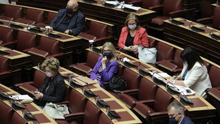 Βουλή: Επιστροφή του Κοινοβουλίου σε καθεστώς κανονικότητας ζητά ο ΣΥΡΙΖΑ