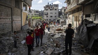 Μέση Ανατολή: Σφοδροί βομβαρδισμοί στη Γάζα με τη διπλωματία να πέφτει στο κενό