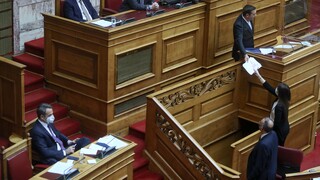 Ελληνοτουρκικά: Η κυβέρνηση απορρίπτει την πρόταση Τσίπρα - Μεγαλώνει η απόσταση ΝΔ και ΣΥΡΙΖΑ