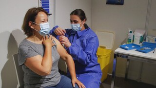 Εμβολιασμός: Μία δόση μετά από νόσηση, η νέα σύσταση της Εθνικής Επιτροπής