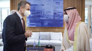 Συνάντηση του πρωθυπουργού με τον υπουργό Πολιτισμού της Σαουδικής Αραβίας