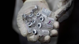 Κορωνοϊός: Νέες συστάσεις του ΕΜΑ για το εμβόλιο της AstraZeneca