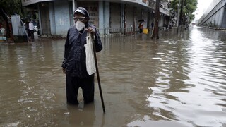 Νέος συναγερμός στην Ινδία: Ξεκίνησε η επέλαση του κυκλώνα Γιας