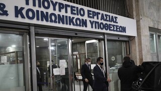 Πολιτική κόντρα κυβέρνησης - ΣΥΡΙΖΑ στο νομοσχέδιο για τα εργασιακά