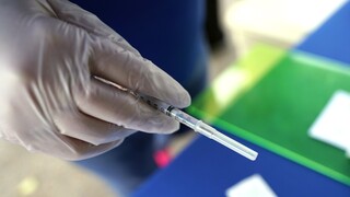 Κορωνοϊός: Υπό διερεύνηση περιστατικά μυοκαρδίτιδας σε εμβολιασμένους με το σκεύασμα της Pfizer