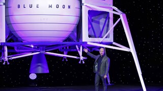ΗΠΑ: Μεγιστάνας πληρώνει εκατομμύρια για ένα ταξίδι στο διάστημα με τον Μπέζος