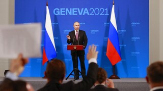 Πούτιν: Επιστρέφουν οι διπλωμάτες Ρωσίας-ΗΠΑ - Συνομιλίες για την κυβερνοασφάλεια
