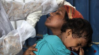 Κορωνοϊός - Ινδία: 1.587 θάνατοι και 62.500 κρούσματα σε 24 ώρες