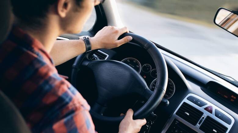 Διπλώματα οδήγησης: Τι αλλάζει στις εξετάσεις - Τι πρέπει να ξέρουν οι υποψήφιοι οδηγοί