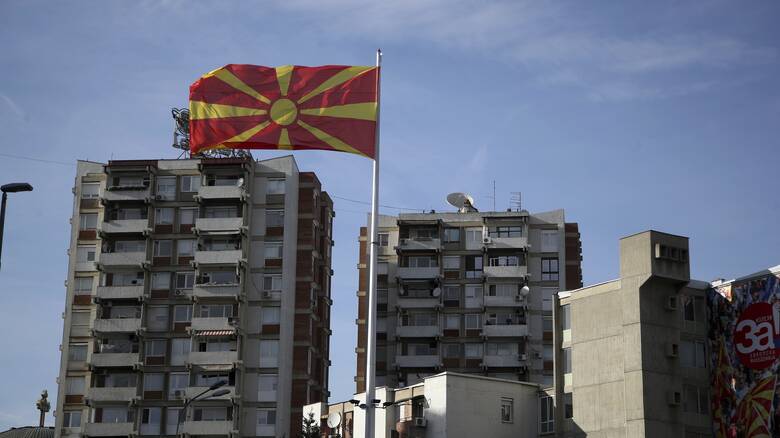 Ζάεφ: «Δημοκρατία της Βόρειας Μακεδονίας» θα αναγράφουν τα νέα διαβατήρια
