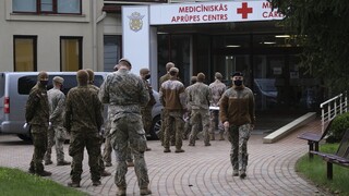 Κορωνοϊός - Λετονία: Υποχρεωτικός ο εμβολιασμός για τους επαγγελματίες στρατιωτικούς