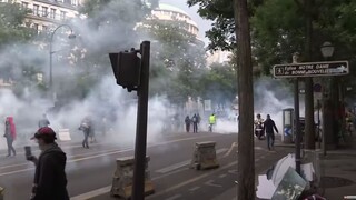 Κορωνοϊός - Γαλλία: Διαδήλωση κατά των μέτρων Μακρόν ανήμερα της επετείου της Βαστίλης