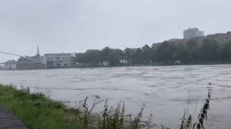 Μεγάλες πλημμύρες στην Ολλανδία: Έκκληση στους κατοίκους να εκκενώσουν τα σπίτια τους