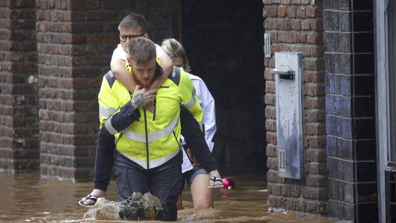 Εικόνες καταστροφής στην Ευρώπη: Εκατόμβη από τις πλημμύρες, 1.300 αγνοούμενοι
